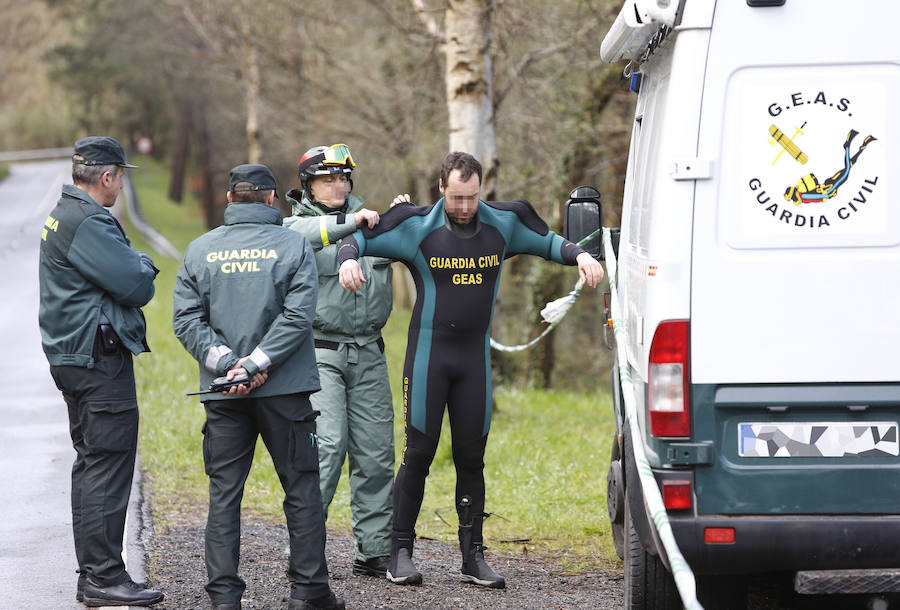 Tras confesar Javier Ledo el crimen de la gijonesa, un equipo de Geas ha vuelto al embalse de Arbón en busca de más pistas