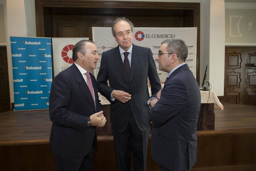 La ponencia corrió a cargo del subdirector general y director de Asset Management y Análisis de Banco Sabadell, Cirus Andreu. 