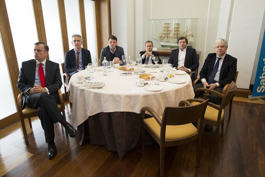 La ponencia corrió a cargo del subdirector general y director de Asset Management y Análisis de Banco Sabadell, Cirus Andreu. 