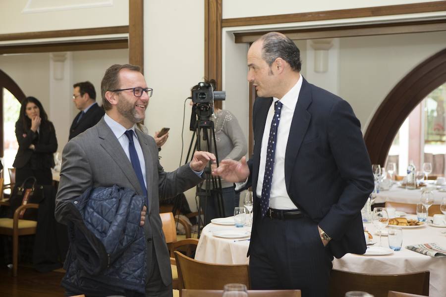 La ponencia corrió a cargo del subdirector general y director de Asset Management y Análisis de Banco Sabadell, Cirus Andreu. 