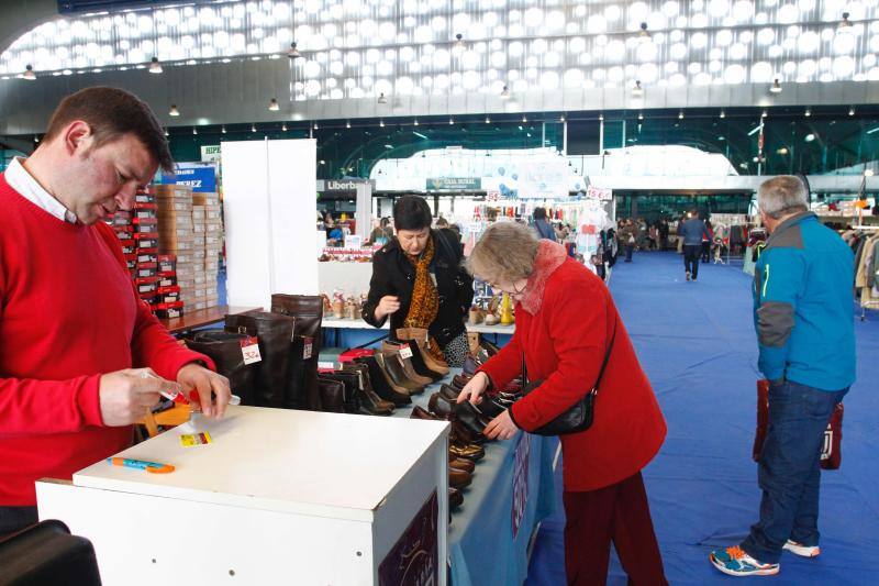 La Cámara de Comercio, de Avilés convoca un año más la Feria de Saldos y Stocks de la temporada de Otoño-Invierno, que tiene lugar en el Pabellón de Exposiciones y Congresos de La Magdalena