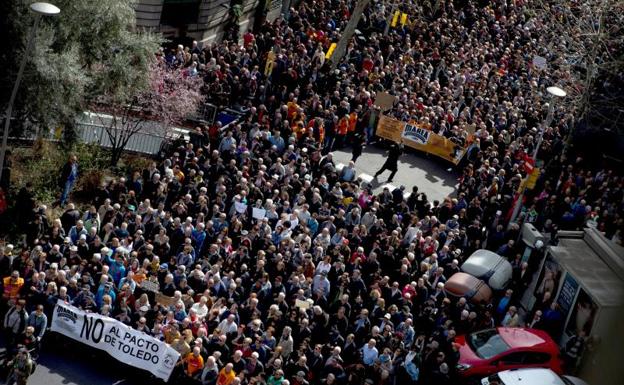 Galería. Manifiestación por las pensiones celebrada en Barcelona.