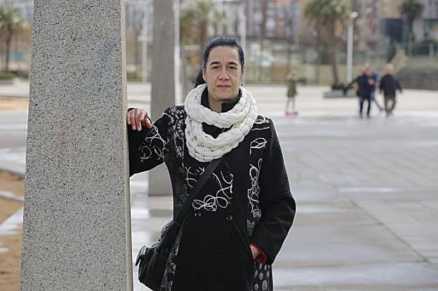 Loli Fernández, presidenta del Comité Ciudadano Antisida de Asturias, en El Arbeyal. 