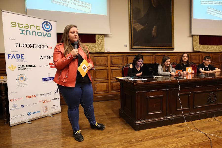 Medio centenar de estudiantes asturianos se han clasificado para la gran final de STARTinnova, el programa de fomento de la cultura emprendedora que promueve EL COMERCIO. Organizados en cinco equipos, han presentado sus proyectos ante un jurado de expertos en el Aula Magna del Edificio Histórico de la Universidad de Oviedo.