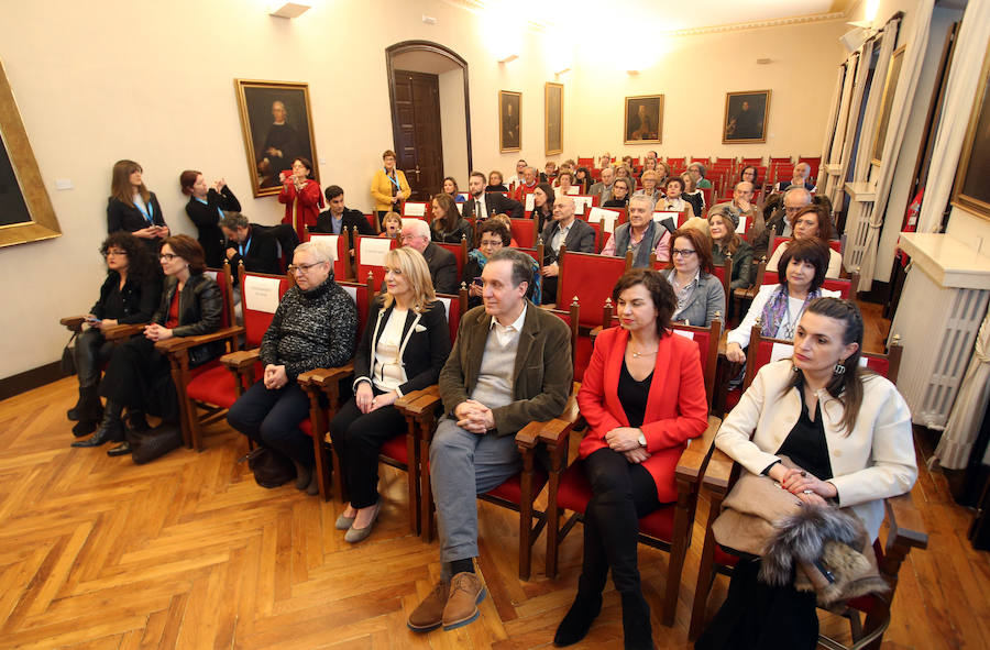 En esta ocasión han recaído en Museo del Pueblo de Asturias, la historiadora María Josefa Saínz Fuentes y la profesora Catalina Ortega Bustamante.