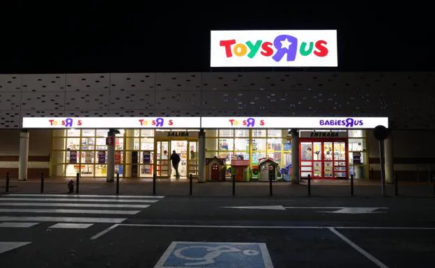 Toys'R'Us pide el concurso de acreedores para preservar y vender su tienda en Asturias