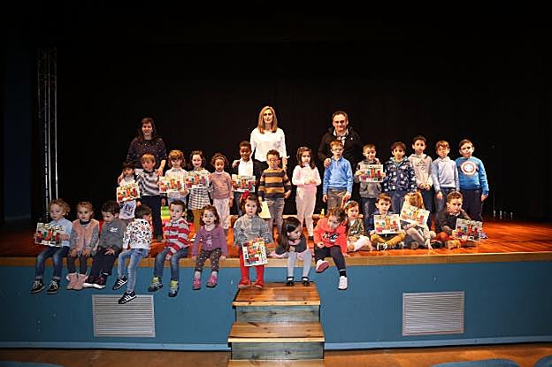 Nava premia los mejores 'construmentos'