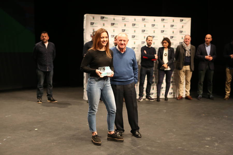 El árbitro José Francisco Pérez y el atleta Santiago Somoza recibieron el premio especial, en una gala en la que se ensalzaron valores como la amistad, la solidaridad y la entrega.