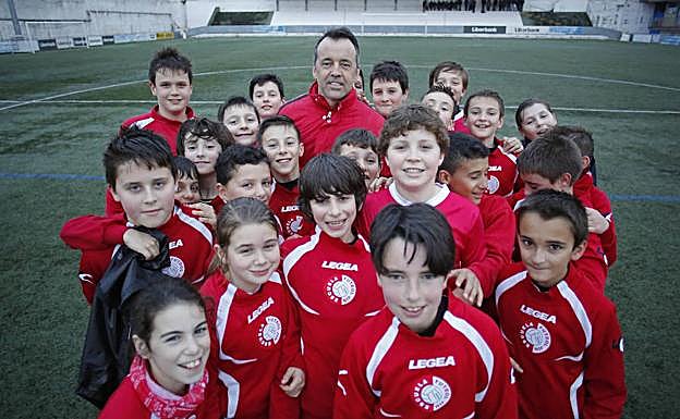 Un maestro con la libreta de Cruyff