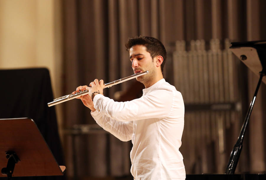 El Conservatorio Superior de Música Eduardo Martínez Torner celebra una jornada de puertas abiertas y entrega los premios de fin de carrera