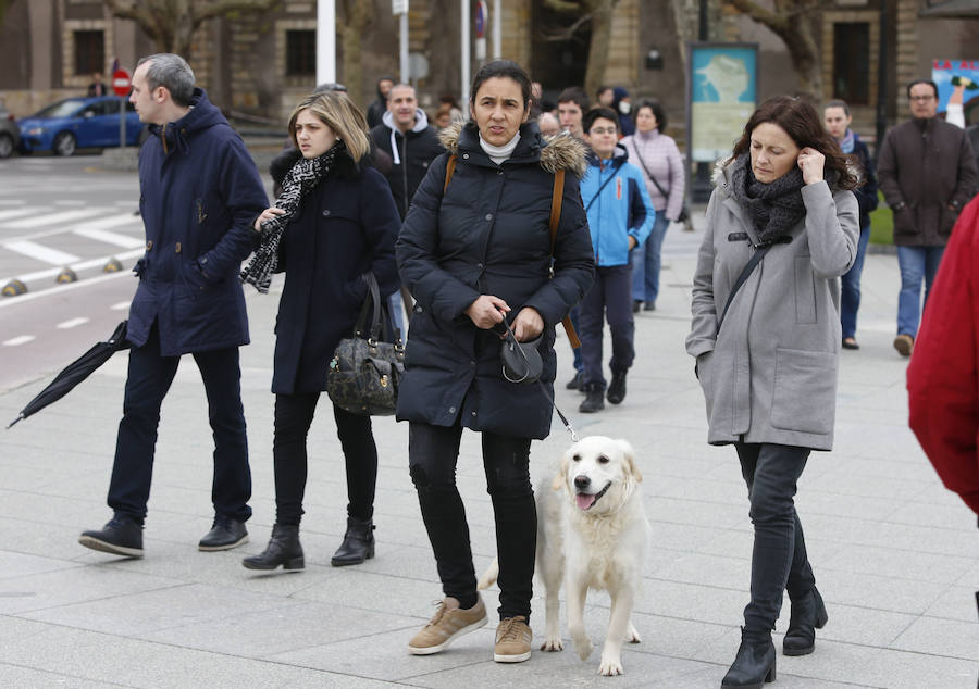 Fotos: El temporal marca la Semana Santa en Asturias