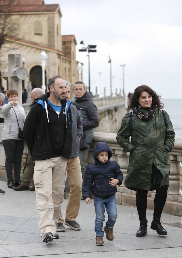 Fotos: El temporal marca la Semana Santa en Asturias