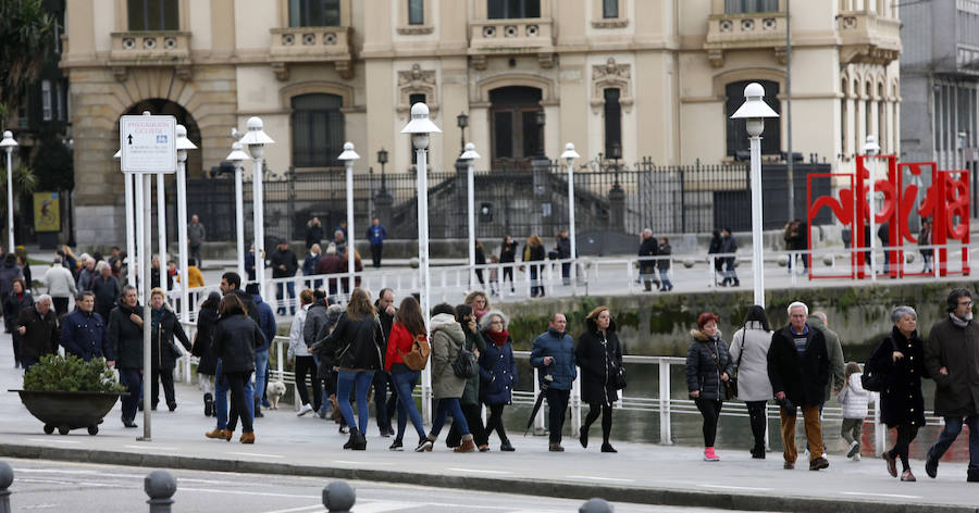 Fotos: El temporal marca la Semana Santa en Asturias