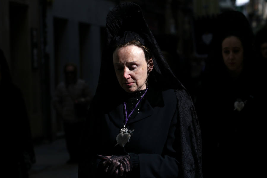 Fotos: Procesión de La Soledad en Oviedo