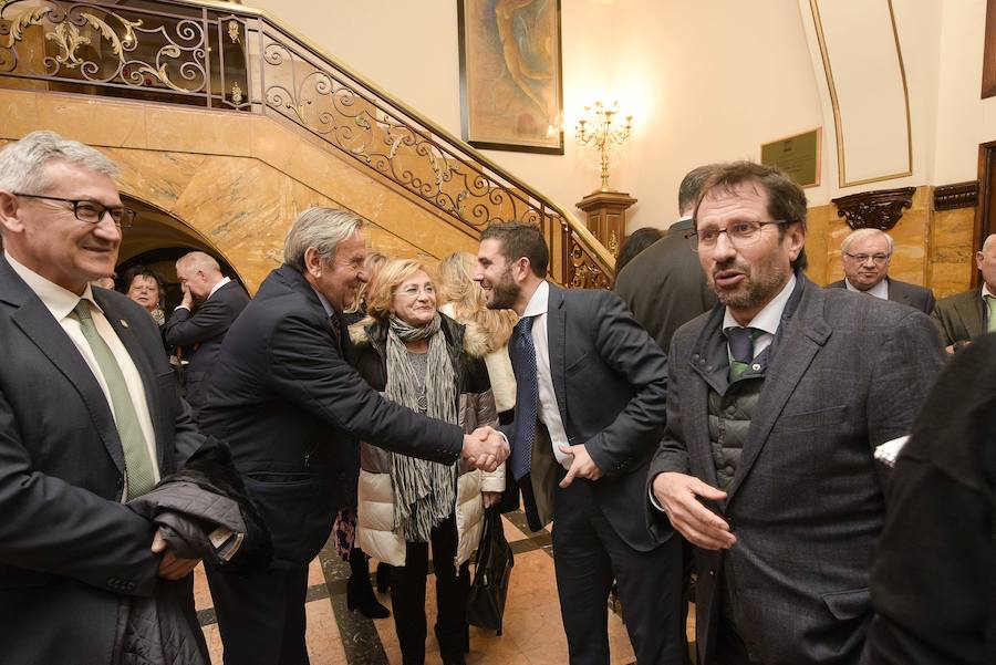 María Neira, directora de Salud Pública de la OMS, Antonio Gamoneda, los astilleros Gondán y Armón y las unidades policiales que luchan contra el maltrato han sido los galardonados de esta edición.