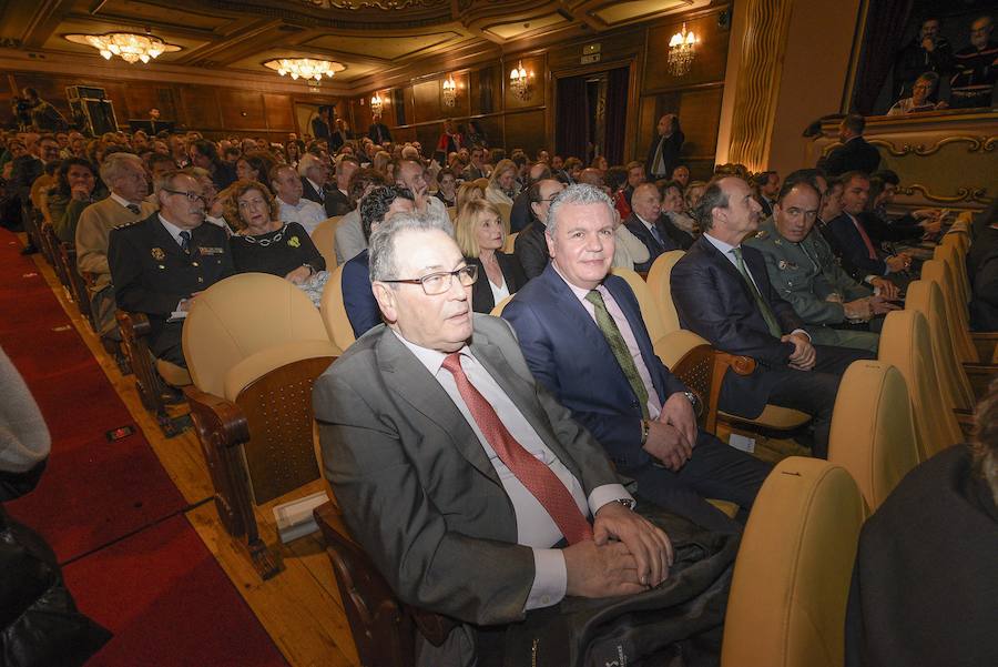 María Neira, directora de Salud Pública de la OMS, Antonio Gamoneda, los astilleros Gondán y Armón y las unidades policiales que luchan contra el maltrato han sido los galardonados de esta edición.