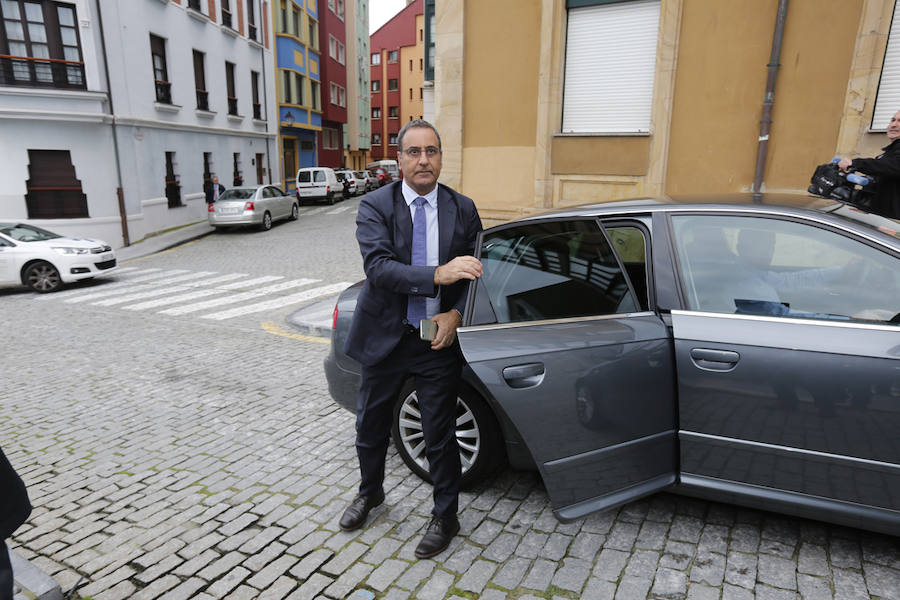 El ministro de Fomento, Íñigo de la Serna, ha analizado el presente y futuro de las infraestructuras en Asturias en el Fórum EL COMERCIO, organizado en colaboración con el SabadellHerrero. 