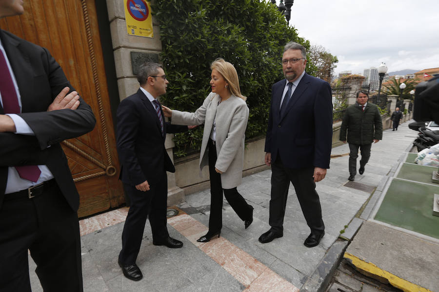 El ministro de Fomento, Íñigo de la Serna, ha analizado el presente y futuro de las infraestructuras en Asturias en el Fórum EL COMERCIO, organizado en colaboración con el SabadellHerrero. 