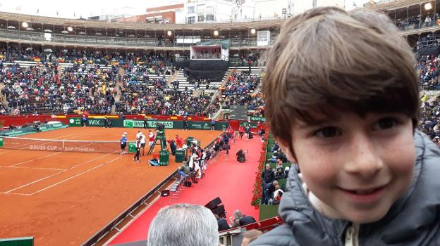 Darío Carballal presenció la Copa Davis en Valencia, aunque su ídolo Pablo Carreño no llegó a jugar 