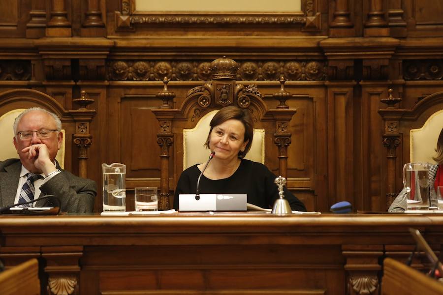 Fotos: Pleno del Ayuntamiento de Gijón