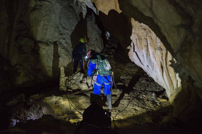 El Grupo Torreblanca recreó la primera bajada a la cueva de Tito Bustillo. En la recreación participaron algunos de los descubridores