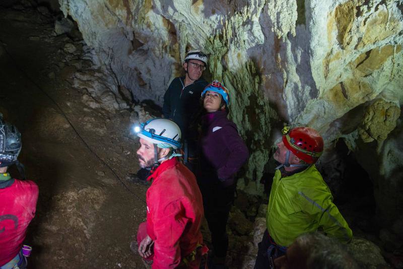 El Grupo Torreblanca recreó la primera bajada a la cueva de Tito Bustillo. En la recreación participaron algunos de los descubridores