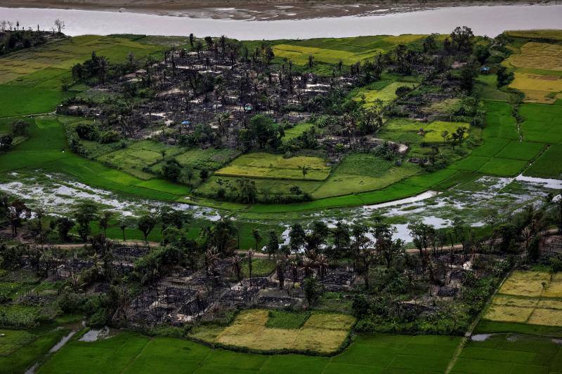 Los restos de un pueblo rohinyá quemado cerca de Maungdaw, al norte del estado de Rakhine (Myanmar), el 27 de septiembre de 2017.
