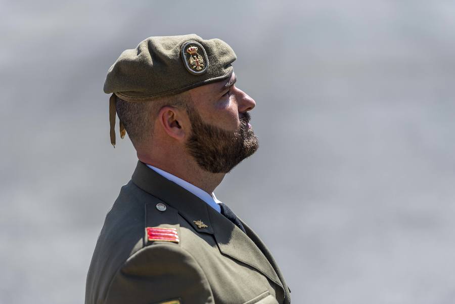 El delegado del Gobierno en Asturias, Mariano Marín, asiste al acto de conmemoración del XXX aniversario de la Unidad de Servicios del Acuartelamiento (USAC) Cabo Noval