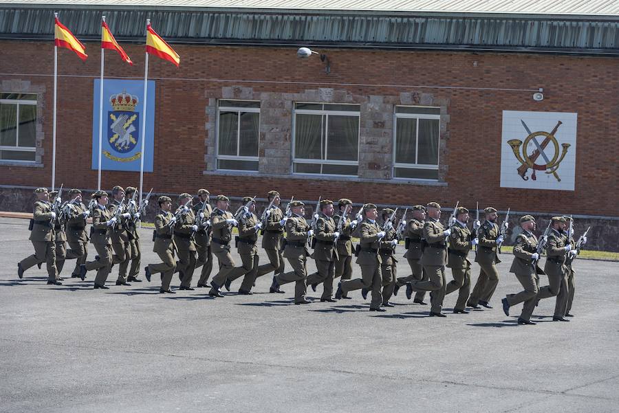 El delegado del Gobierno en Asturias, Mariano Marín, asiste al acto de conmemoración del XXX aniversario de la Unidad de Servicios del Acuartelamiento (USAC) Cabo Noval