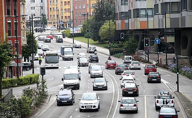 El PP denuncia pagos millonarios sin contrato   y Somos dice que quiere tapar el caso de Mortera