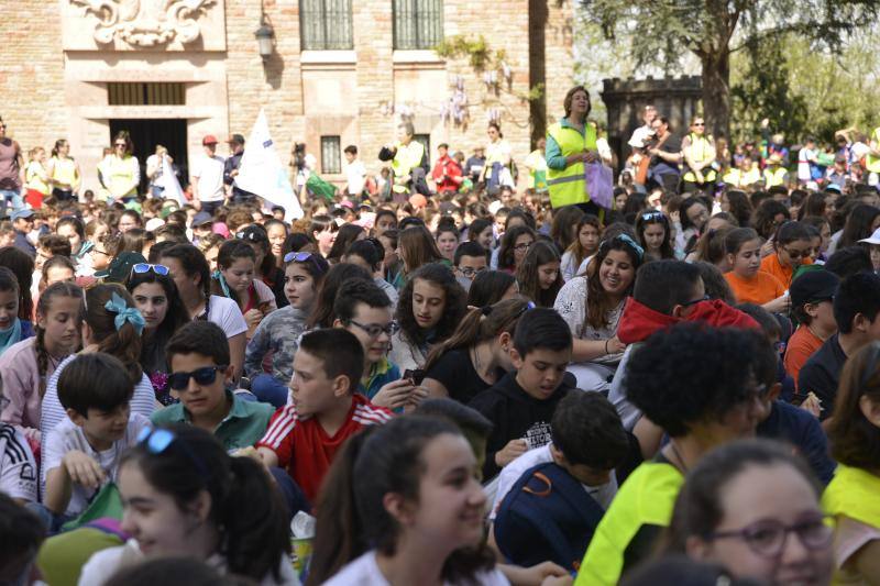 Fotos: Los jóvenes llenan Covadonga