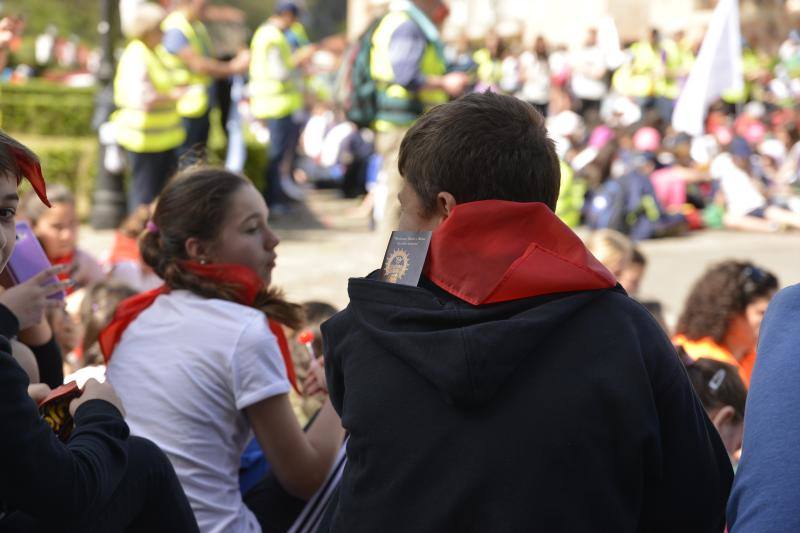 Fotos: Los jóvenes llenan Covadonga