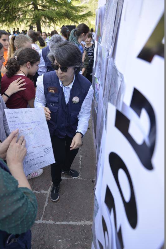 Fotos: Los jóvenes llenan Covadonga