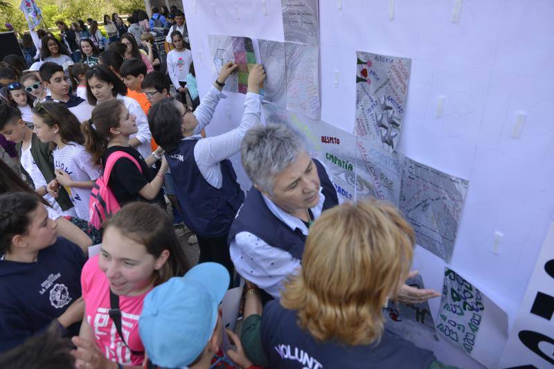 Fotos: Los jóvenes llenan Covadonga