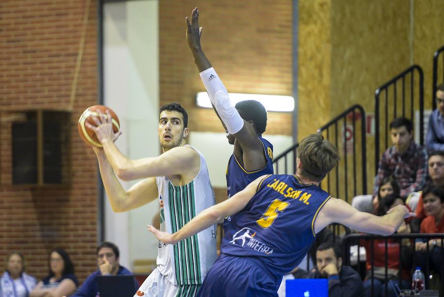 Fotos: Unión Financiera - Levitec Huesca, en imágenes