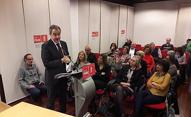 Zapatero cree que en Cataluña, «antes o después, el diálogo será el camino»