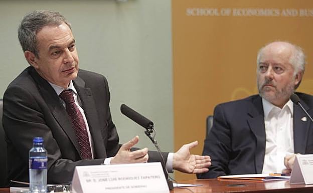 José Luis Rodríguez Zapatero, durante su intervención en Oviedo. 