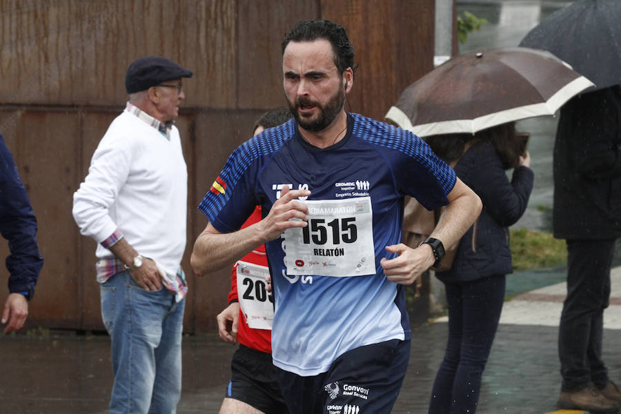 Fotos: ¿Estuviste en la EDP Media Maratón de Gijón? ¡Búscate! (1)