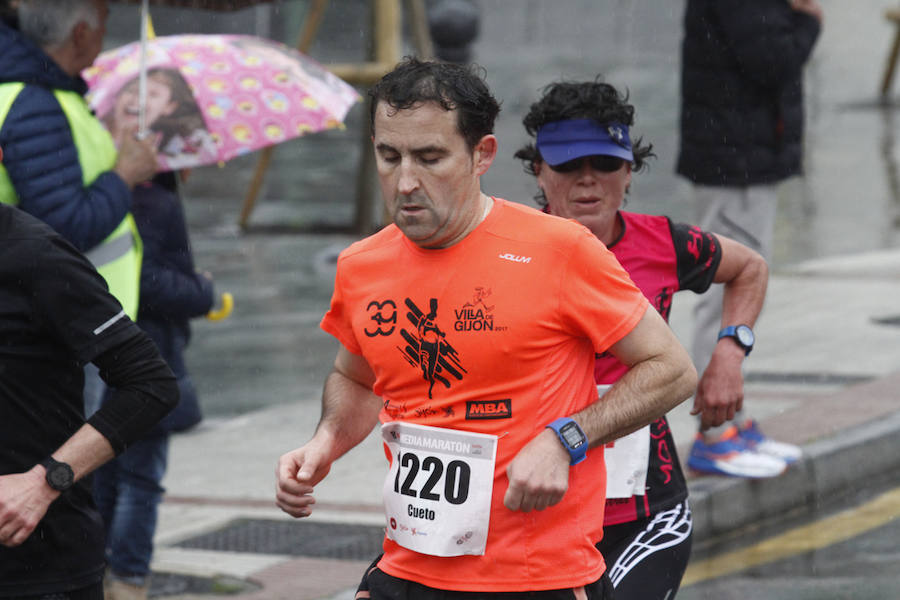 Fotos: ¿Estuviste en la EDP Media Maratón de Gijón? ¡Búscate! (1)