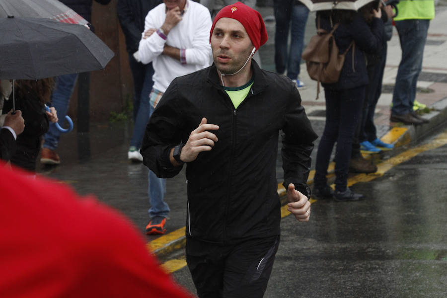 Fotos: ¿Estuviste en la EDP Media Maratón de Gijón? ¡Búscate! (2)