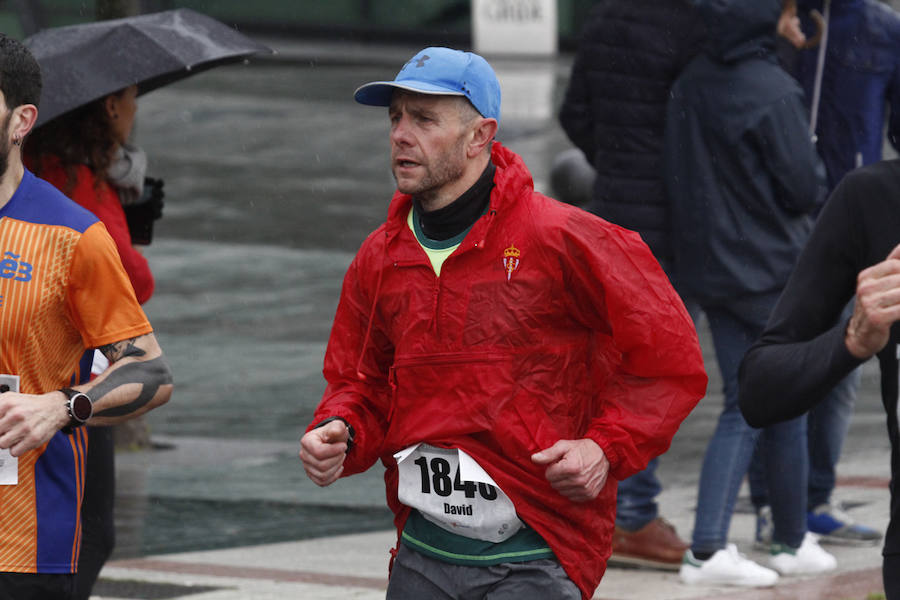 Fotos: ¿Estuviste en la EDP Media Maratón de Gijón? ¡Búscate! (2)