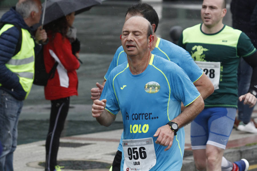 Fotos: ¿Estuviste en la EDP Media Maratón de Gijón? ¡Búscate! (2)