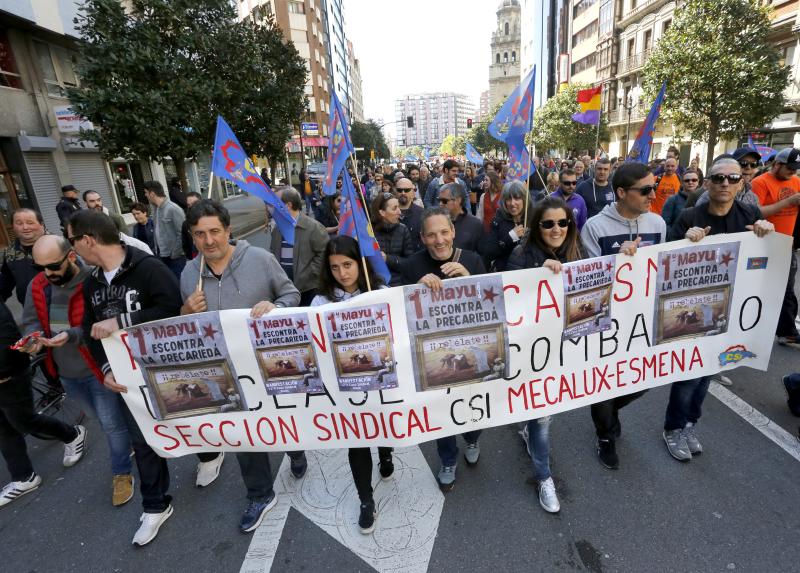 CNT, CGT, CSI y Suatea han convocado a un gran número de personas en Gijón, donde se ha celebrado una manifestación del Primero de Mayo impregnada por las reivindicaciones feministas. 