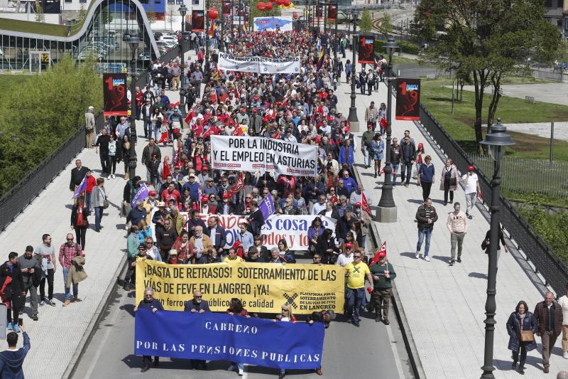 La manifestación parte del Parque Viejo de La Felguera bajo el lema «Igualdad, mejor empleo, mayores salarios, pensiones dignas»