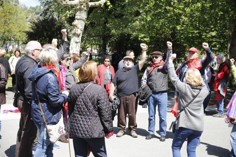 La manifestación parte del Parque Viejo de La Felguera bajo el lema «Igualdad, mejor empleo, mayores salarios, pensiones dignas»