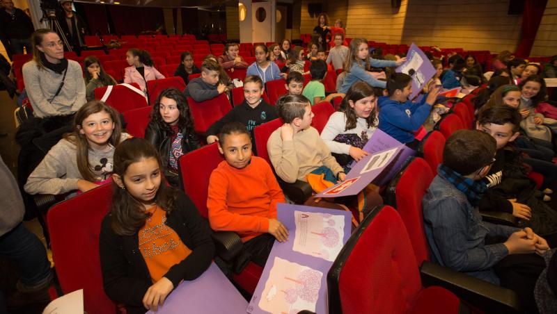 Cuatrocientos escolares participan en actividades basadas en la obra de la escritora Berta Piñán 