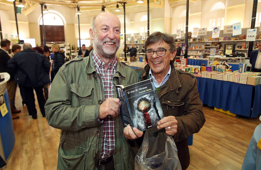 La feria vuelve un año más con el objetivo de rendir homenaje a la lectura. Permanecerá abierta hasta el domingo 13 de mayo