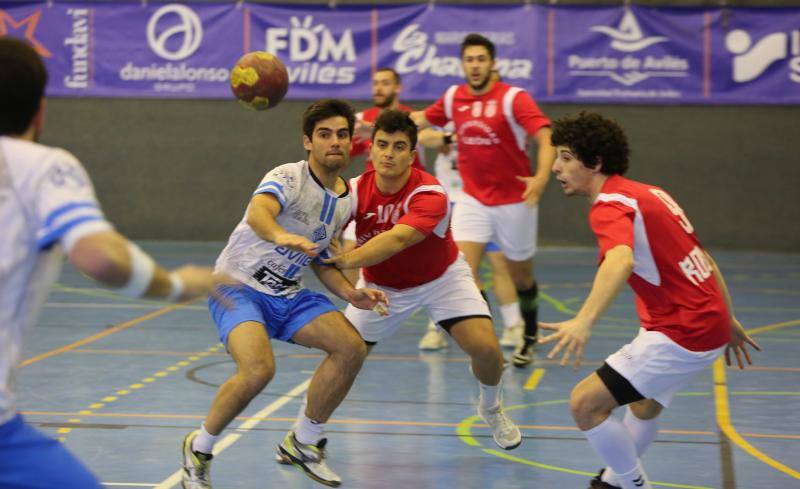 Fotos: Toscaf Atlética 32-22 Ademar B, en imágenes