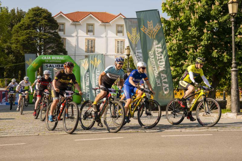 112 personas participaron en la prueba ciclista, en la que María del Carmen Pérez fue la vencedora en la categoría femenina.