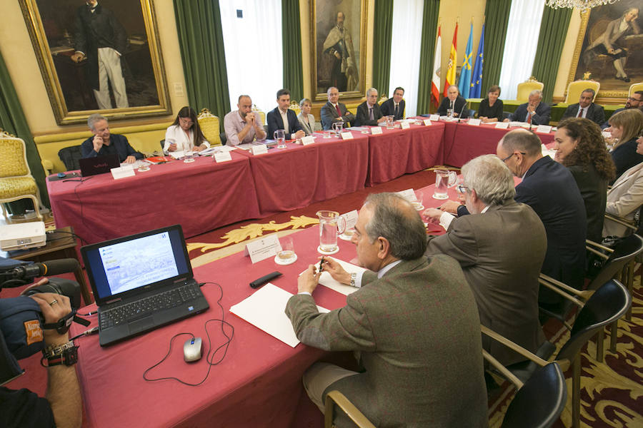 Fotos: Reunión de Gijón al Norte